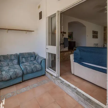 Lejlighed Dolmen Court - 2bed W Pool By Homely