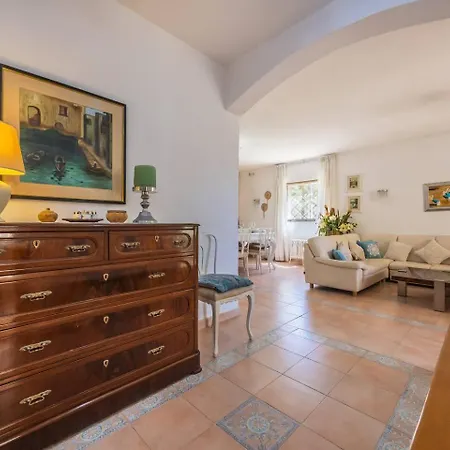Lejlighed Dolmen Court - 2bed W Pool By Homely